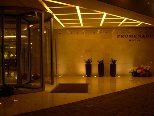 PROMENADE HOTEL ZALKA