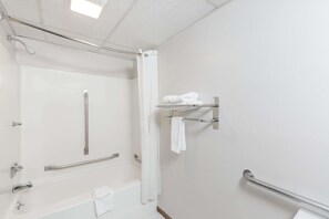 Bañera con ducha, cabezal de ducha con hidromasaje