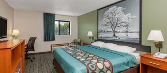 Super 8 by Wyndham Osceola IA