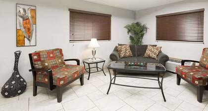 Super 8 by Wyndham Osceola IA