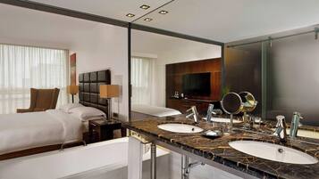 Executive Suite, 1 King Bed | Bathroom | Combined shower/bathtub, deep-soaking bathtub, rainfall showerhead