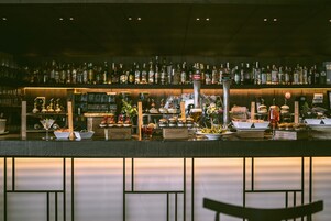 Bar (en el alojamiento)