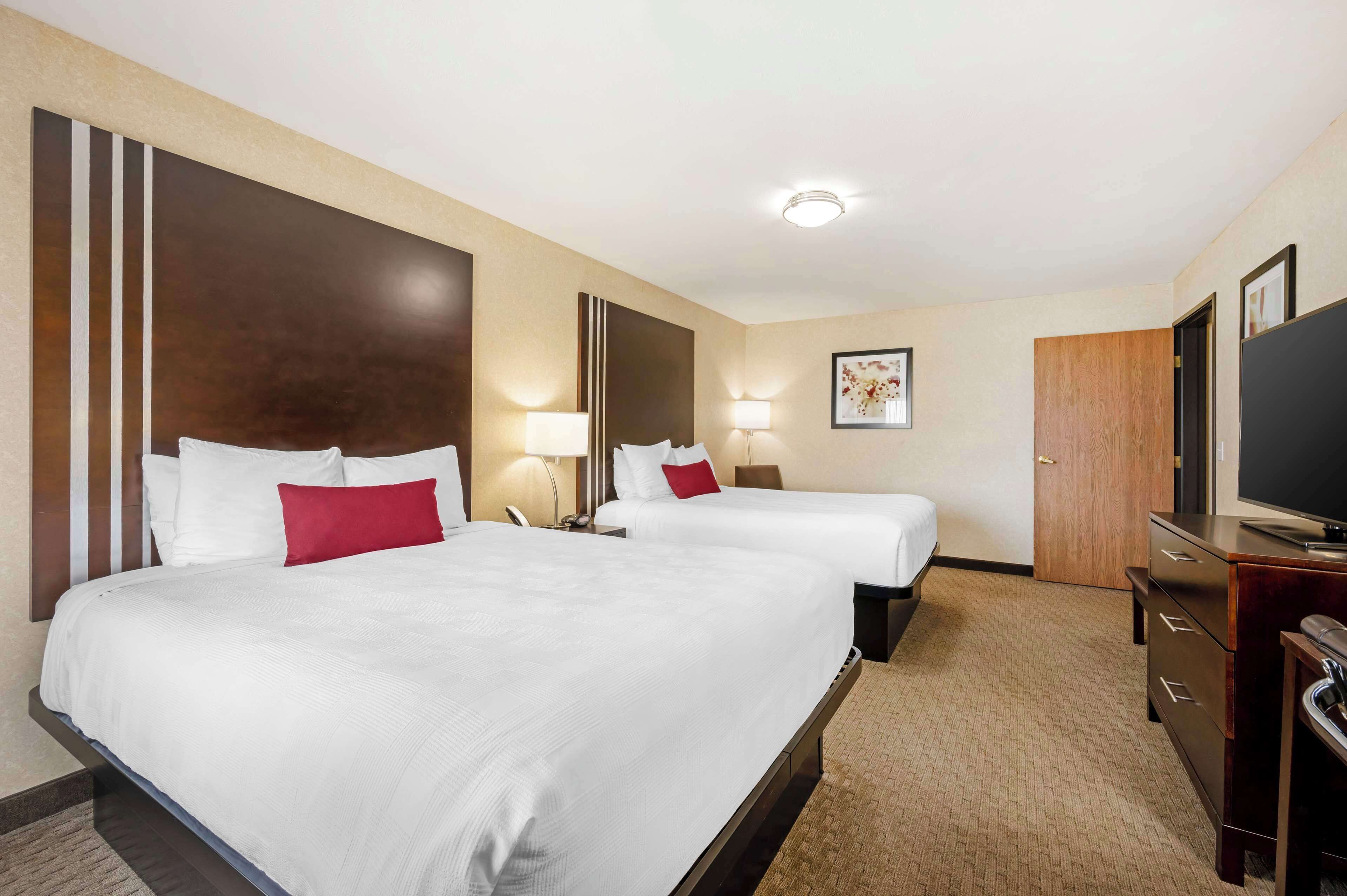 family suite, 2 queen beds, non smoking, kitchenette | premium bedding, pillow-top beds, desk, iron/ironing board