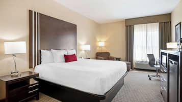 Premium bedding, pillowtop beds, desk, laptop workspace