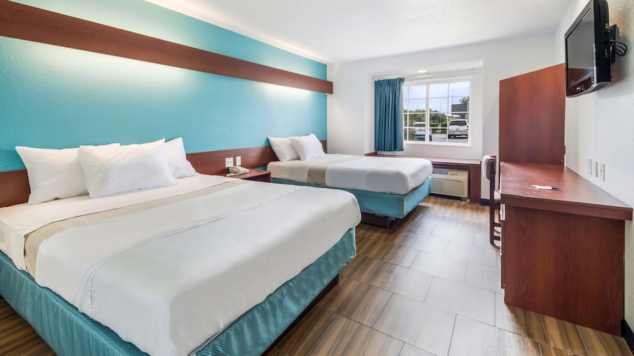 Americas Best Value Inn & Suites Brunswick
