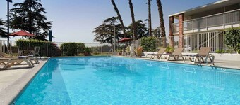 Motel 6 Arcadia, CA - Los Angeles - Pasadena Area