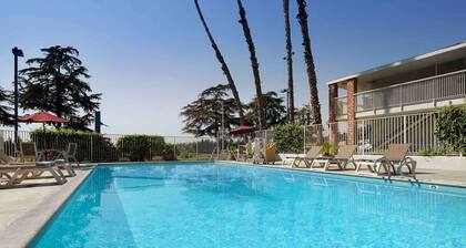 Motel 6 Arcadia, CA - Los Angeles - Pasadena Area