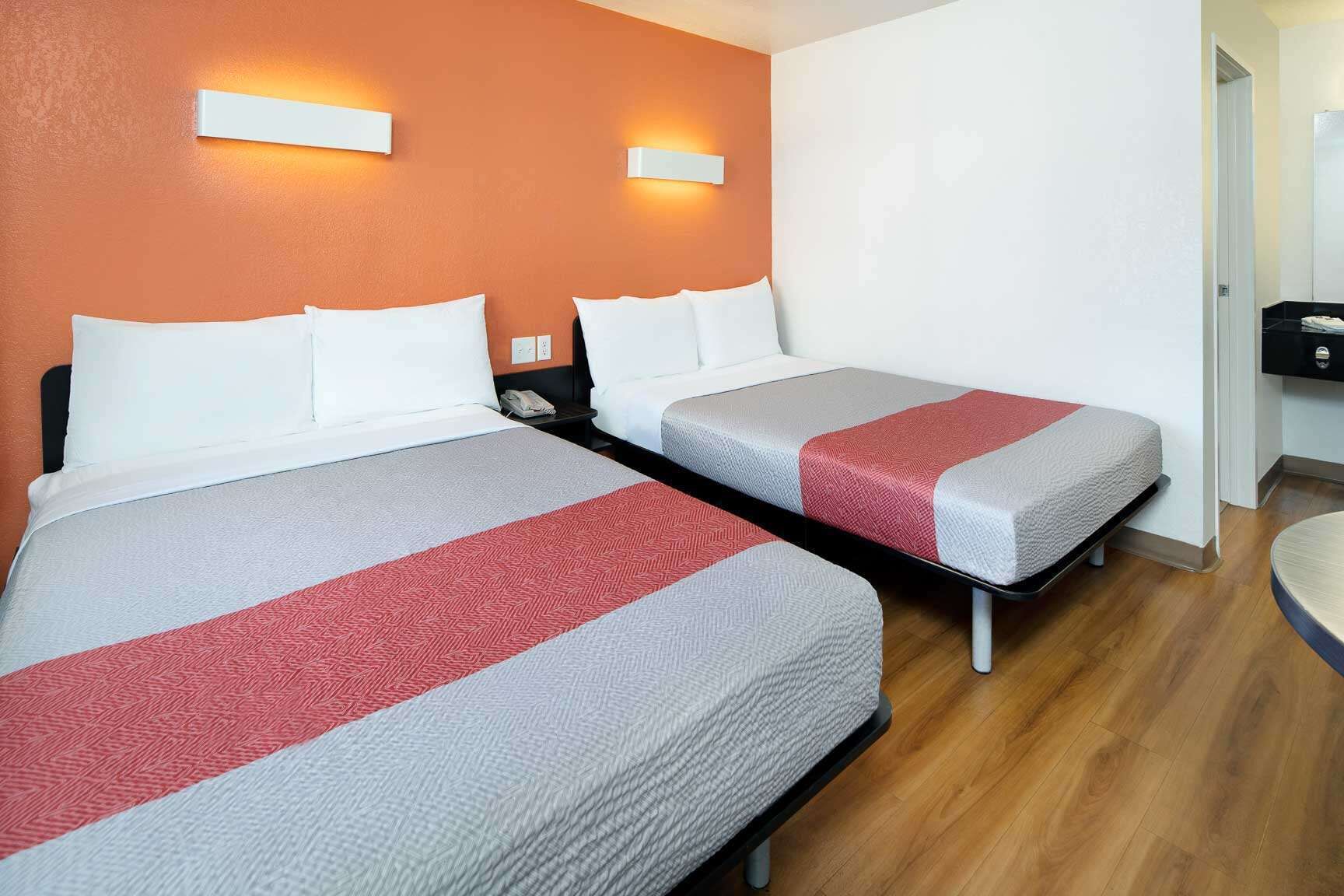 Motel 6 Arcadia, CA - Los Angeles - Pasadena Area Reviews, Deals