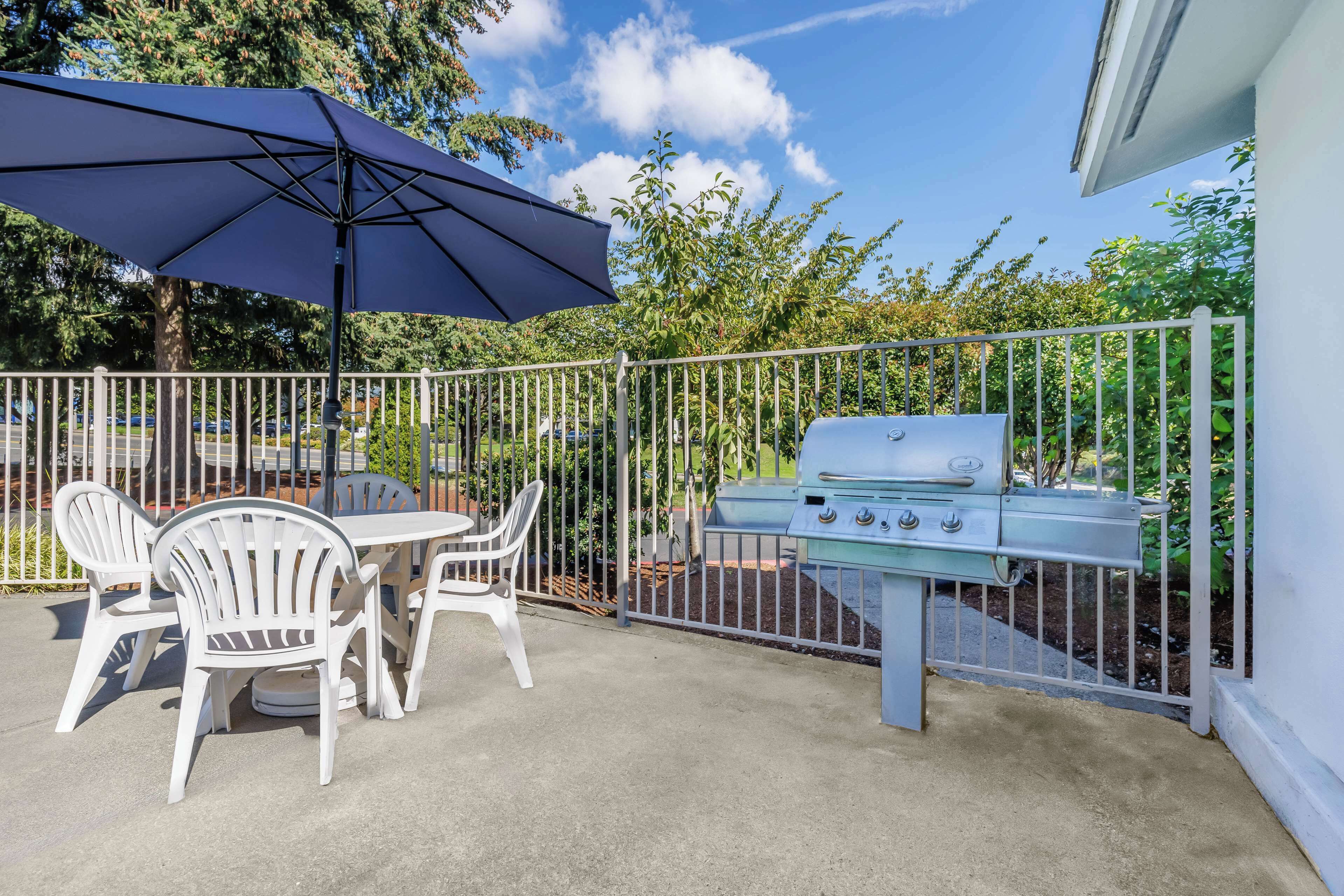 Área de parrillas y picnic