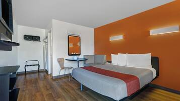 Free WiFi, bed sheets