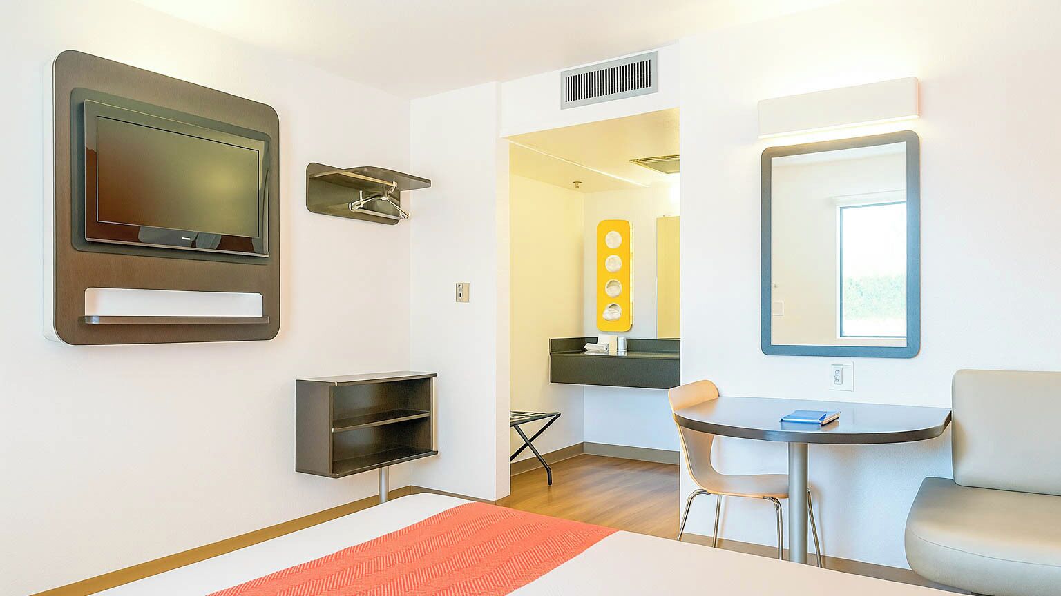 Photo - Motel 6-Carlsbad, CA Beach