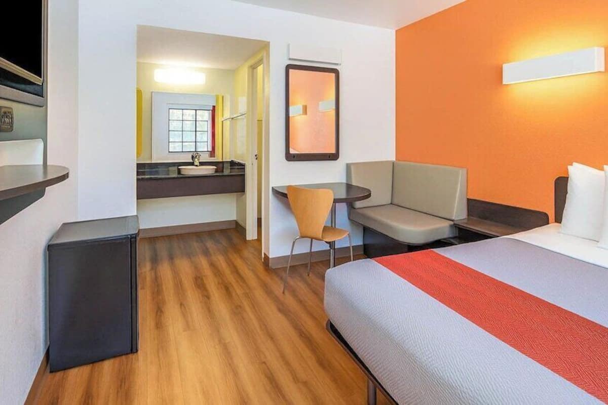 Wi-fi (inkludert) og sengetøy