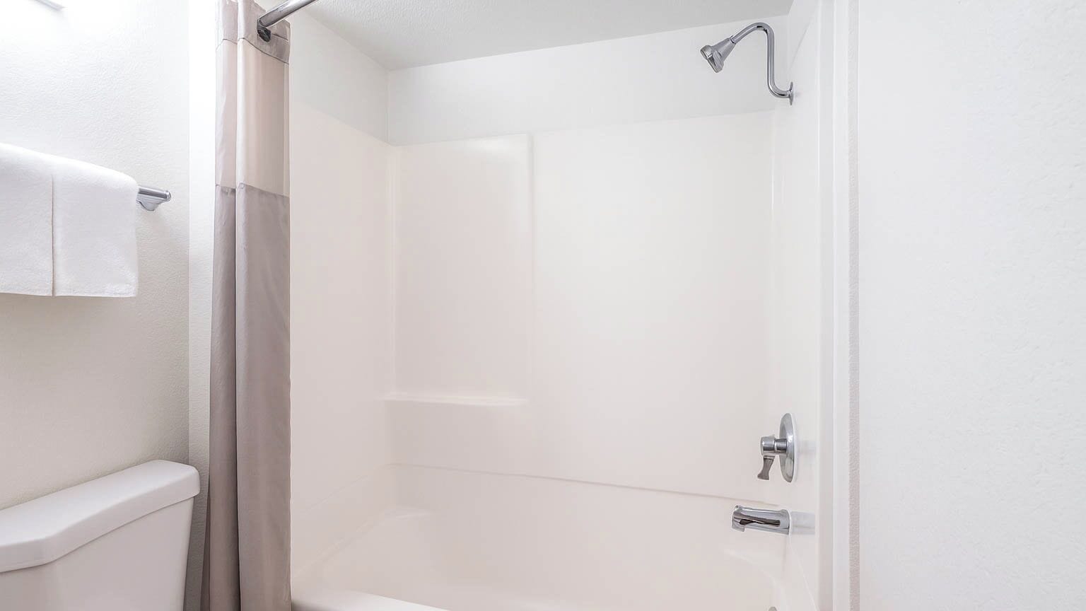 Photo - Motel 6-Carlsbad, CA Beach