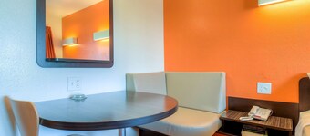 Motel 6 Palm Springs, CA - Downtown