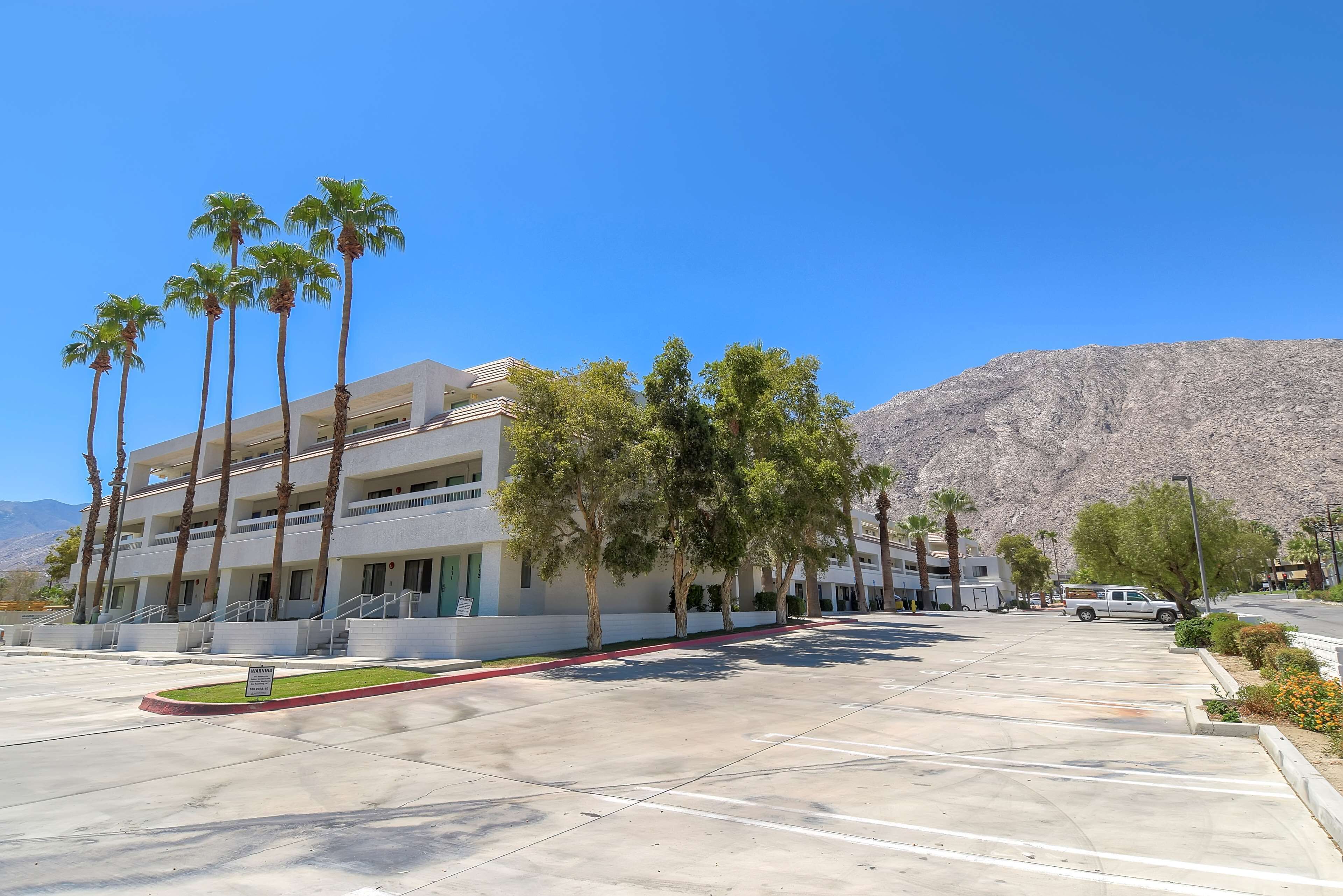 Photo - Motel 6-Palm Springs, CA - Downtown
