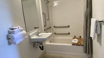 Combined shower/tub, free toiletries, towels, soap
