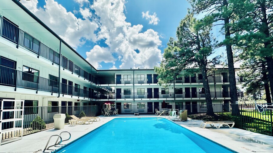 Motel 6 Flagstaff, AZ - West - Woodland Village