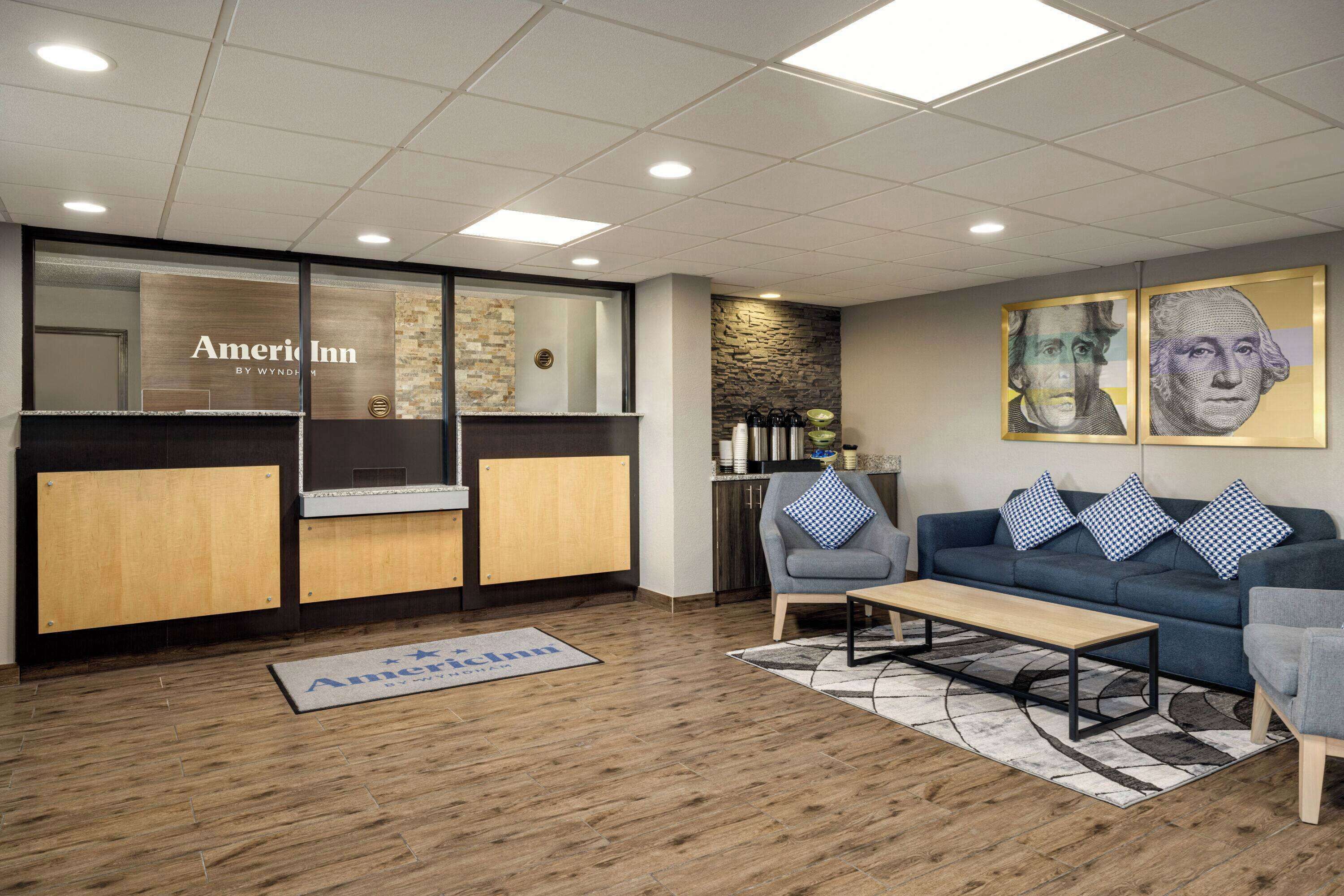 Foto - AmericInn by Wyndham Madison WI