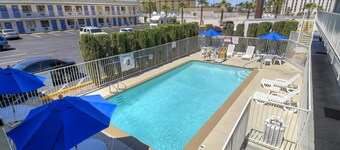 Motel 6 Las Vegas, NV – I-15 Stadium