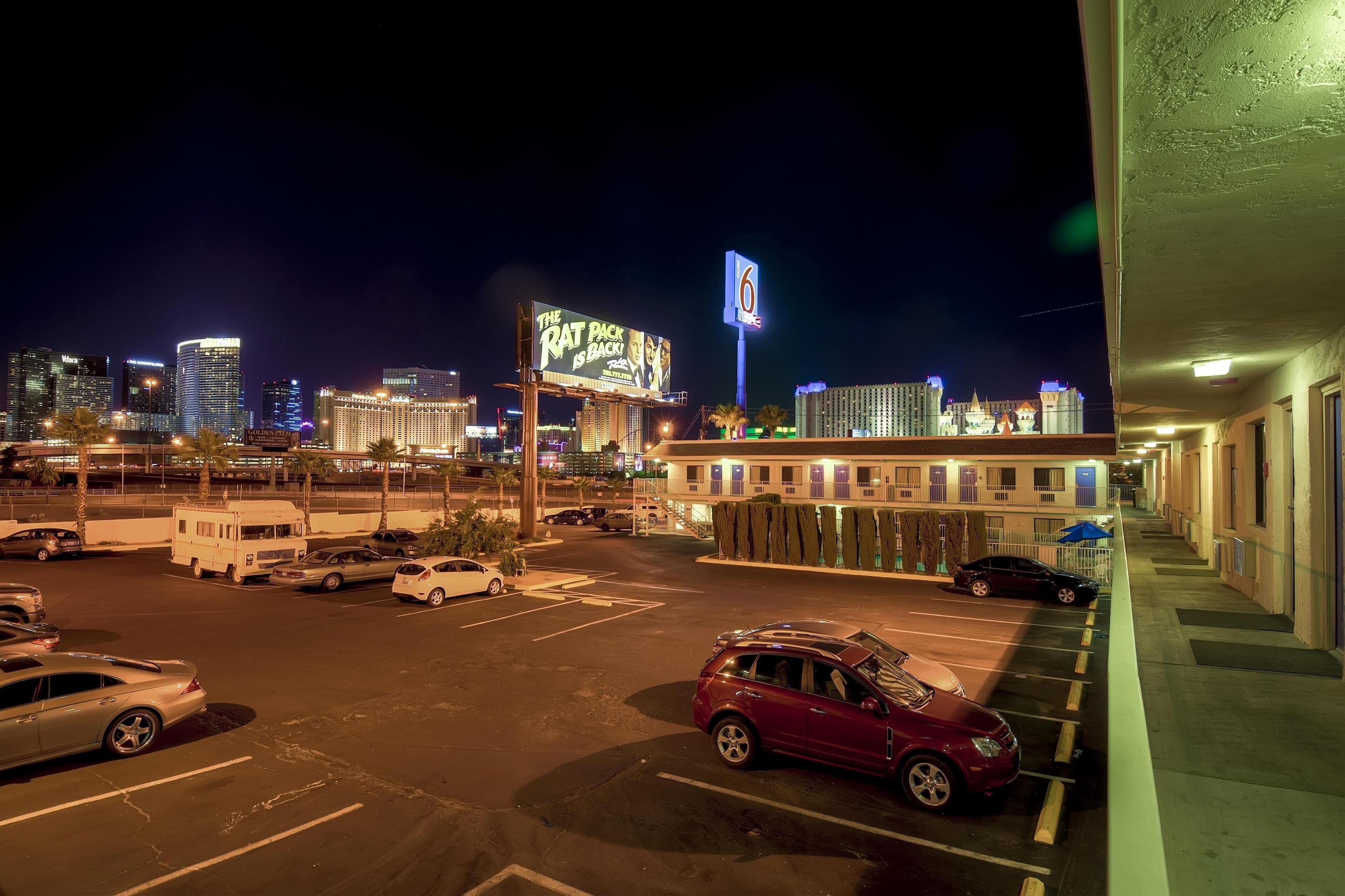 Photo - Motel 6 Las Vegas, NV – I-15 Stadium