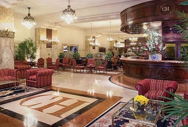 Lobby - Castelar Hotel and Spa (Buenos Aires)