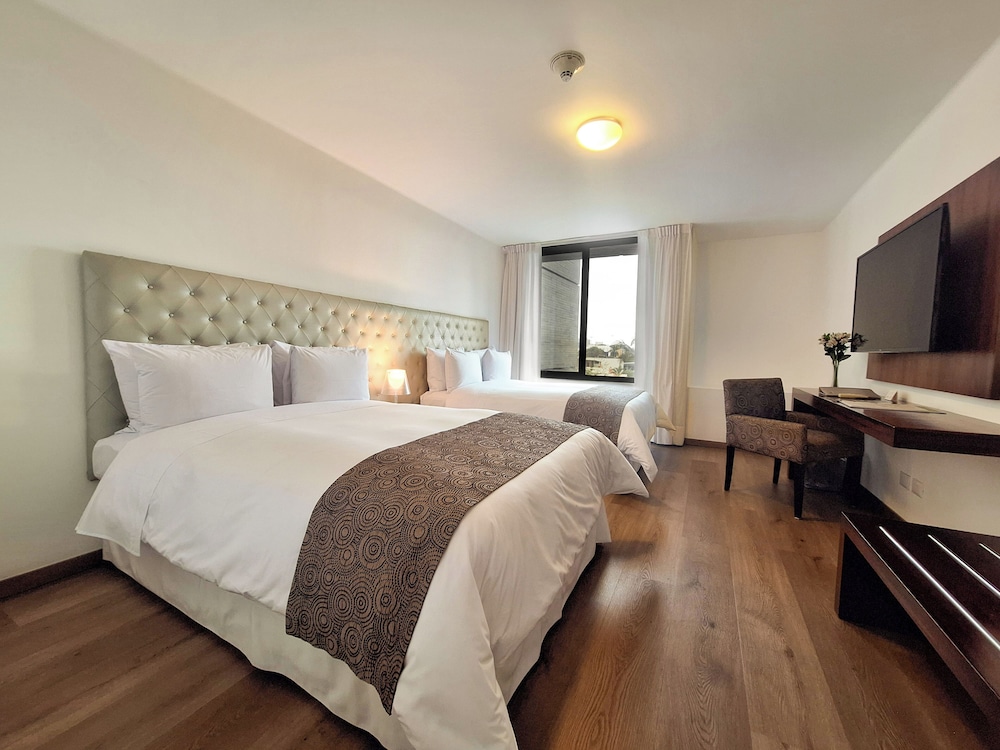 NM Lima Hotel by null