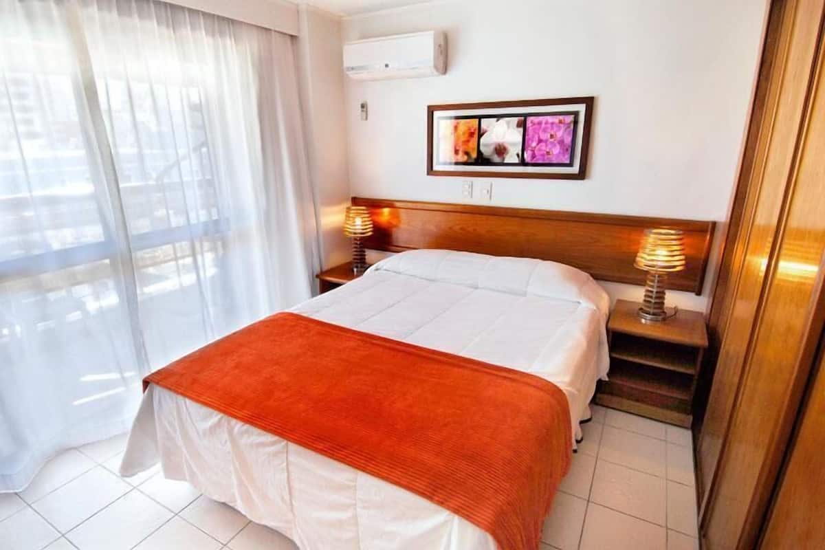 1 bedroom, down comforters, minibar, in-room safe