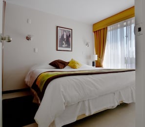 Apartment, 2 Bedrooms | 1 bedroom, in-room safe, iron/ironing board, free cribs/infant beds