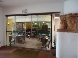 Check-in-/Check-out-Schalter