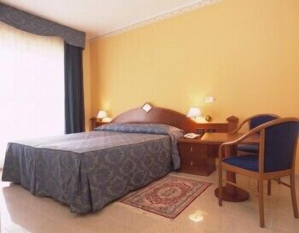 Premium bedding, minibar, in-room safe, individually furnished