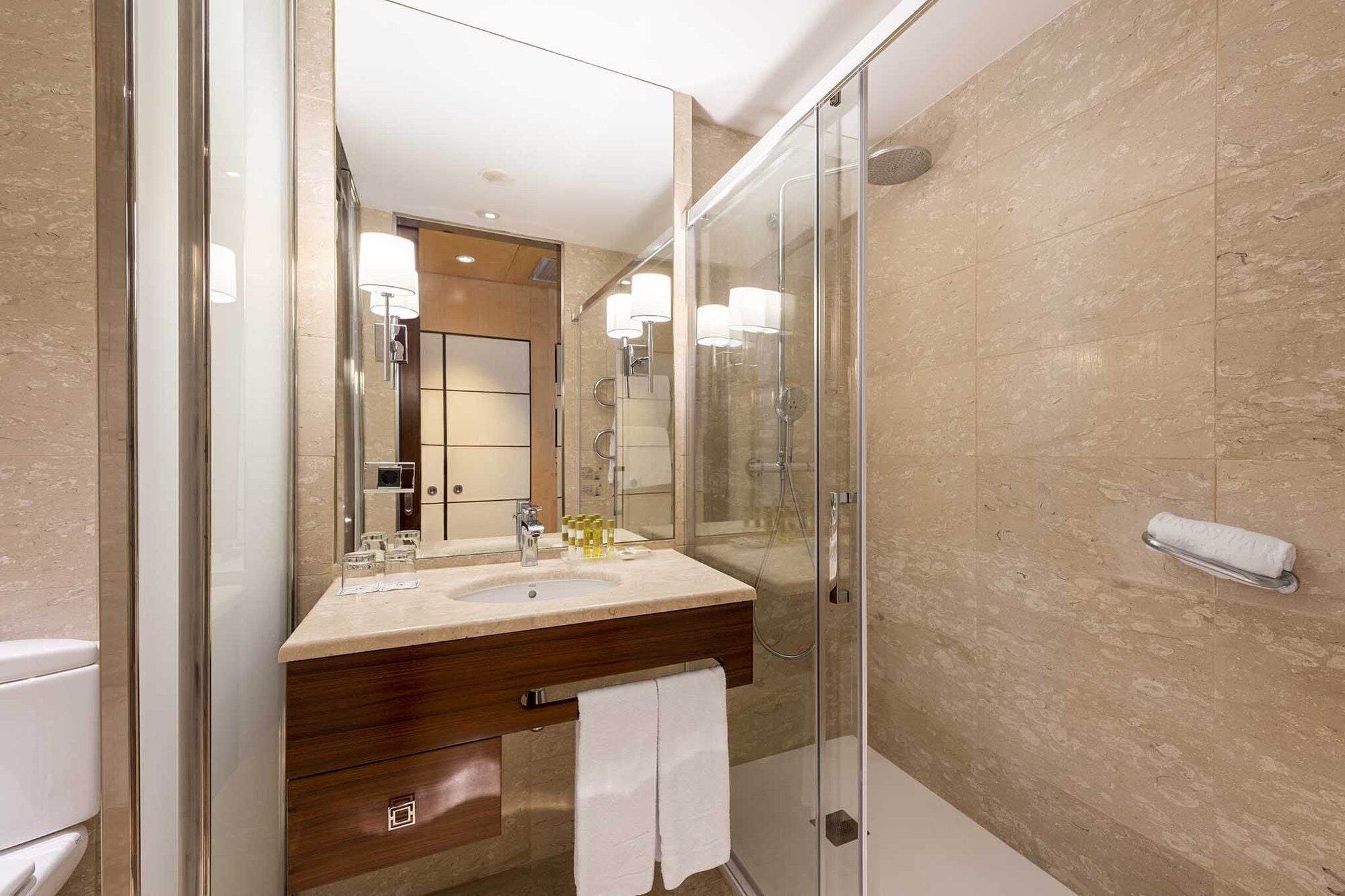 triple room, city view | 1 bedroom, minibar, in-room safe, desk