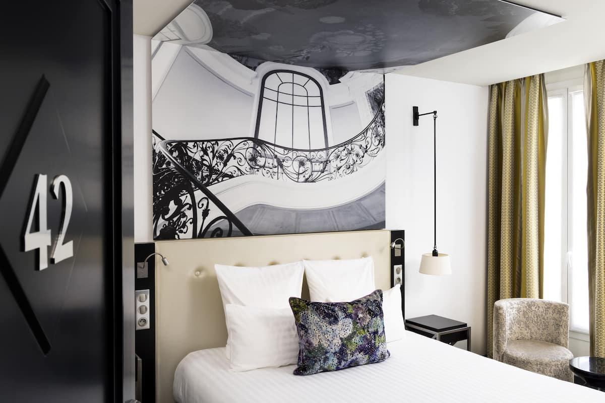 Minibar, in-room safe, desk, blackout drapes