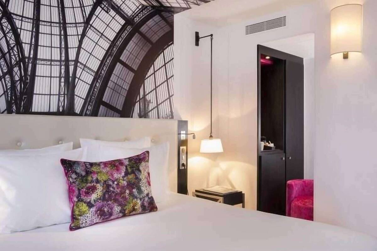 Minibar, in-room safe, desk, blackout drapes