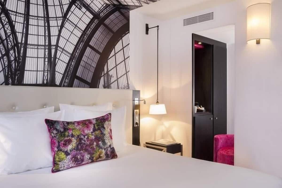 Minibar, in-room safe, desk, blackout drapes