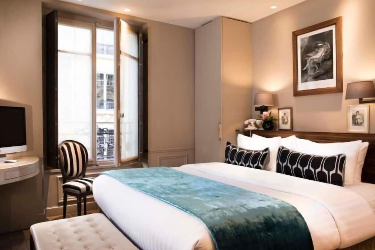 1 bedroom, minibar, in-room safe, individually decorated