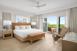 豪華套房, 2 間臥室, 部分海景 (Recently Renovated) | 1 間臥室、高級寢具、舒適加層、免費迷你吧