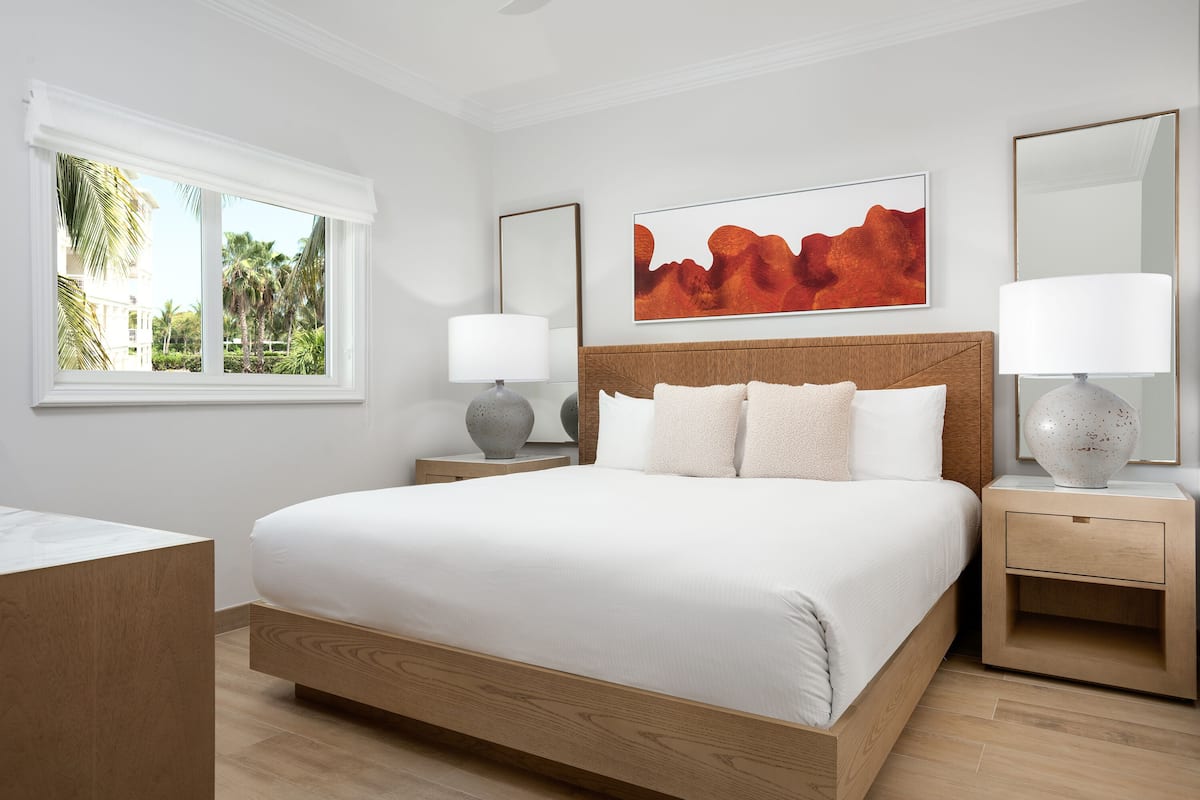Deluxe Suite, 1 Bedroom, Oceanfront (Recently Renovated)