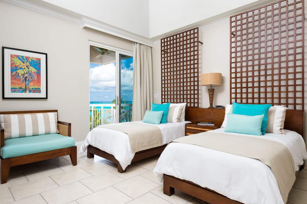 1 bedroom, premium bedding, pillow-top beds, free minibar