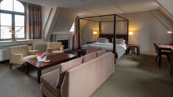 Exclusive Double Room | Premium bedding, in-room safe, desk, iron/ironing board