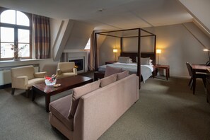 Exclusive Double Room | Premium bedding, in-room safe, desk, iron/ironing board