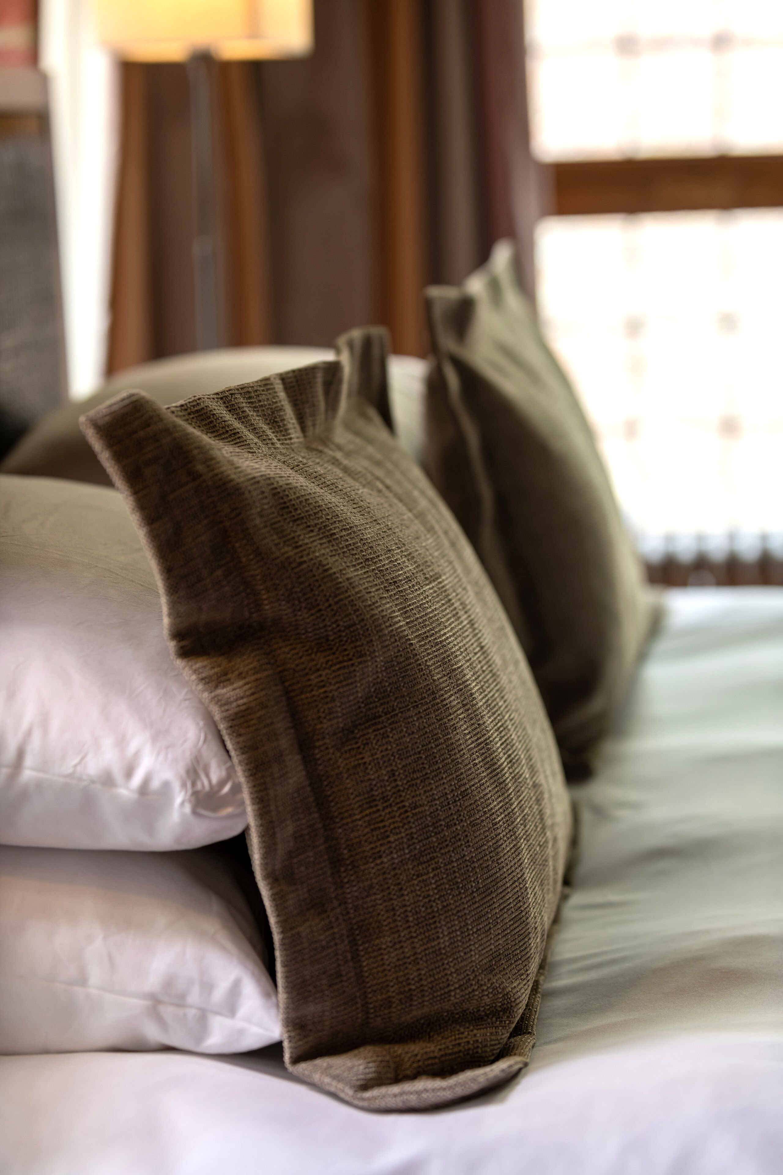 standard double room | 1 bedroom, premium bedding, in-room safe, desk