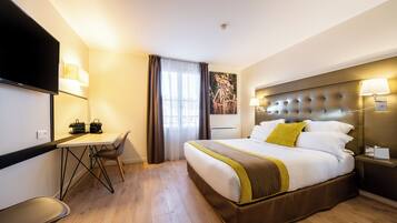 Standard Room, 1 Queen Bed, Non Smoking, Kitchenette (Twin bed on request) | Premium bedding, desk, blackout curtains, soundproofing