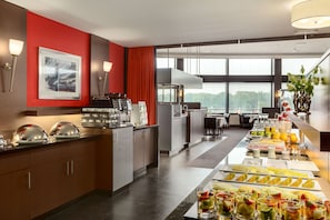 Daily buffet breakfast for a fee