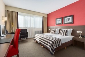 In-room safe, desk, soundproofing, iron/ironing board