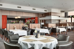 Päivittäinen buffetaamiainen maksusta