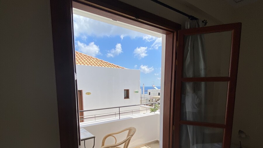 Amazones Village Suites