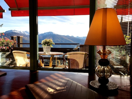 Deluxe Double or Twin Room, Balcony, Mountain View | Hypo-allergenic bedding, in-room safe, desk, blackout drapes. Hôtel Résidence de la Forêt