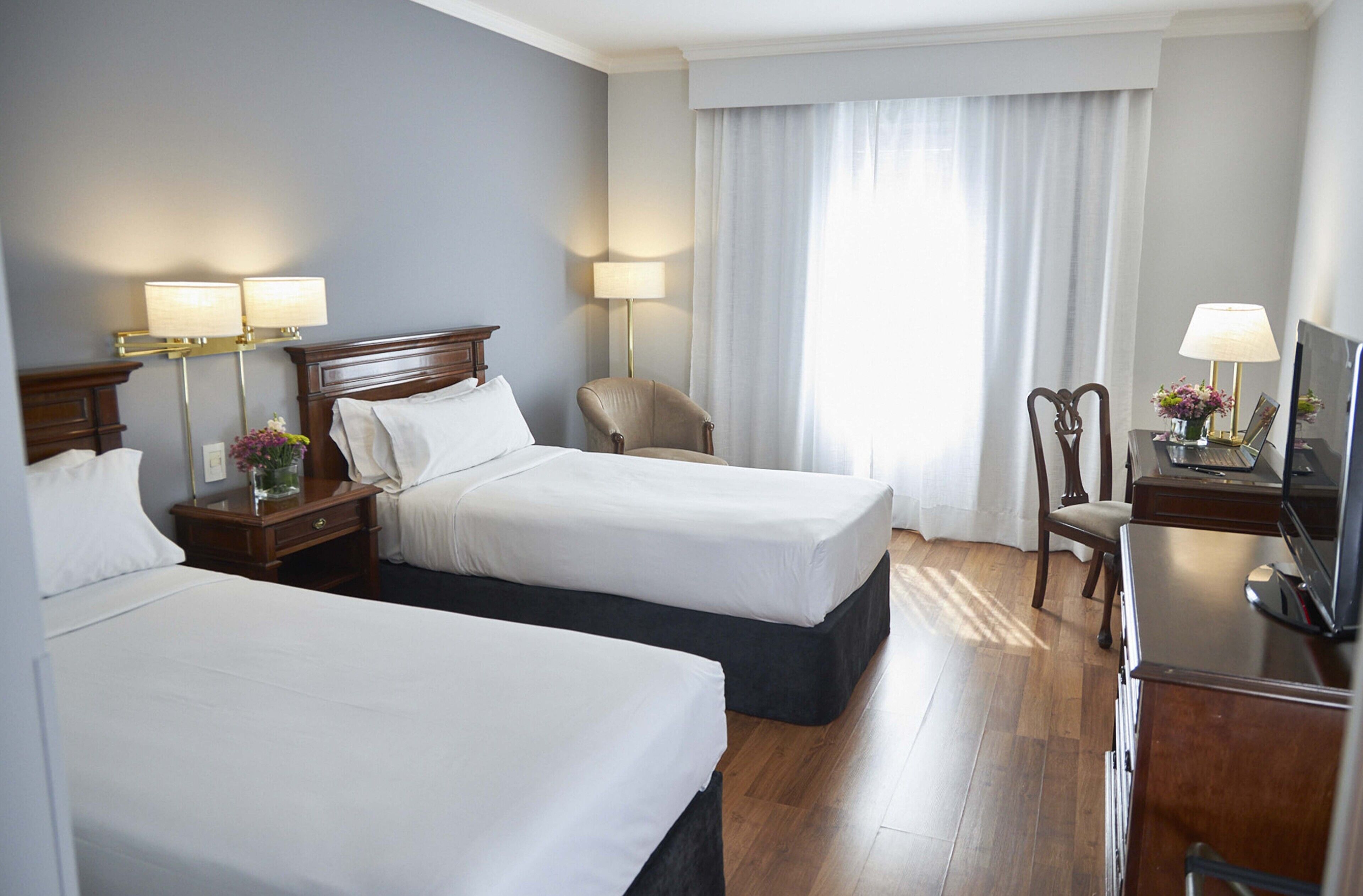 egyptian cotton sheets, premium bedding, down duvets, pillow-top beds