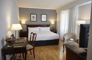Superior Double Room | Egyptian cotton sheets, premium bedding, down comforters, pillowtop beds - Cyan Americas Towers Hotel (Buenos Aires)