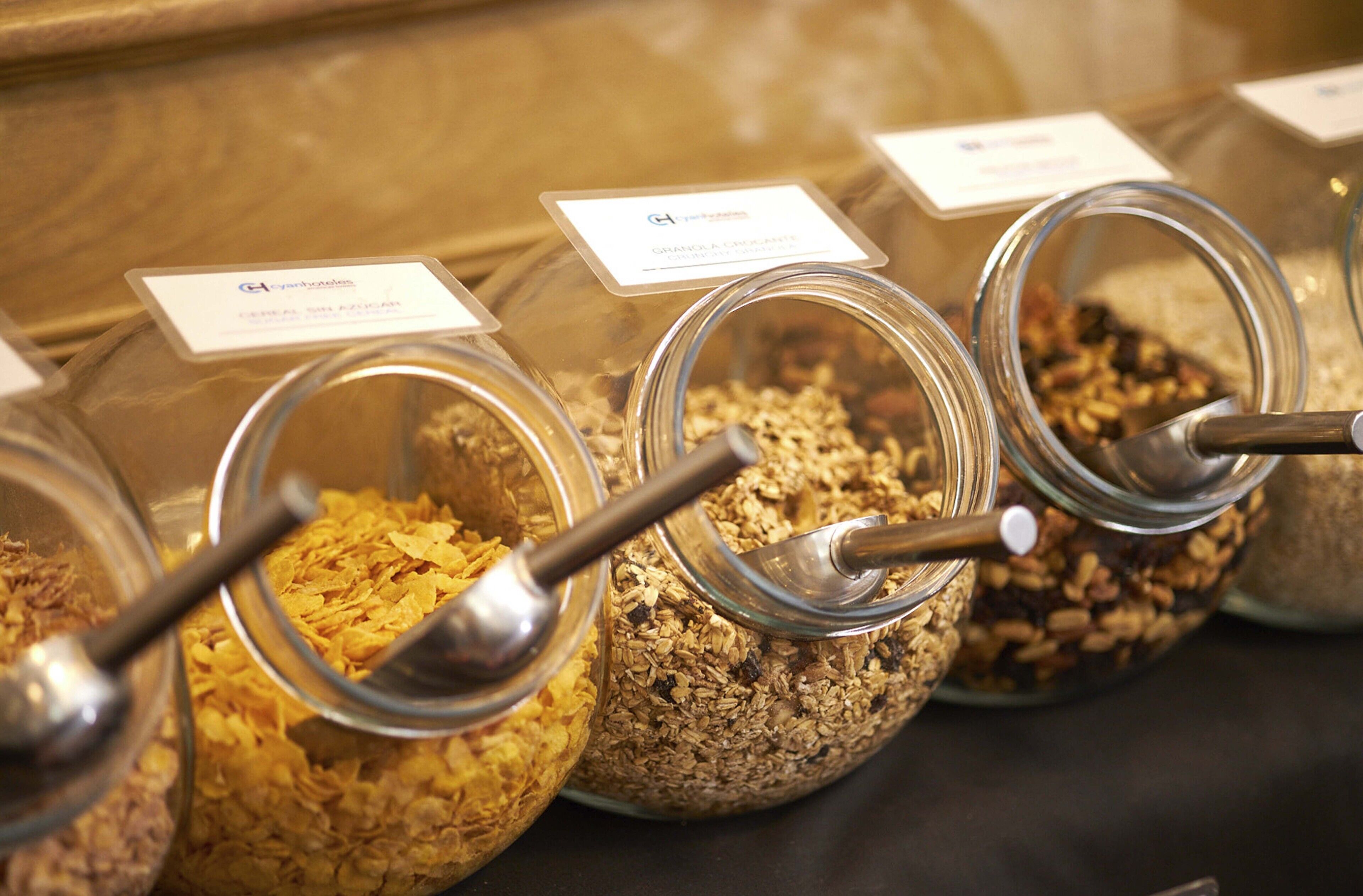 daily buffet breakfast (usd 10 per person)